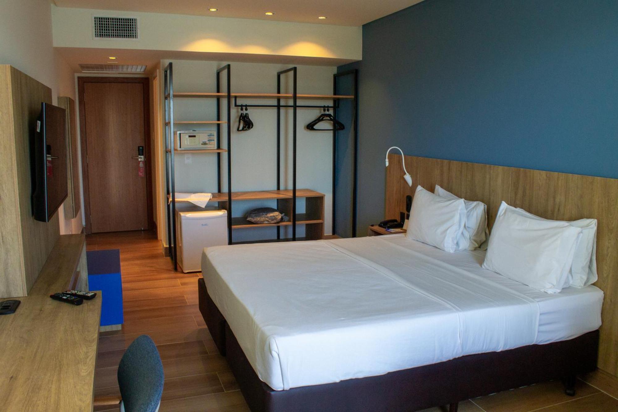 Hotel Senac Ilha Do Boi 비토리아 외부 사진 A room at the hotel