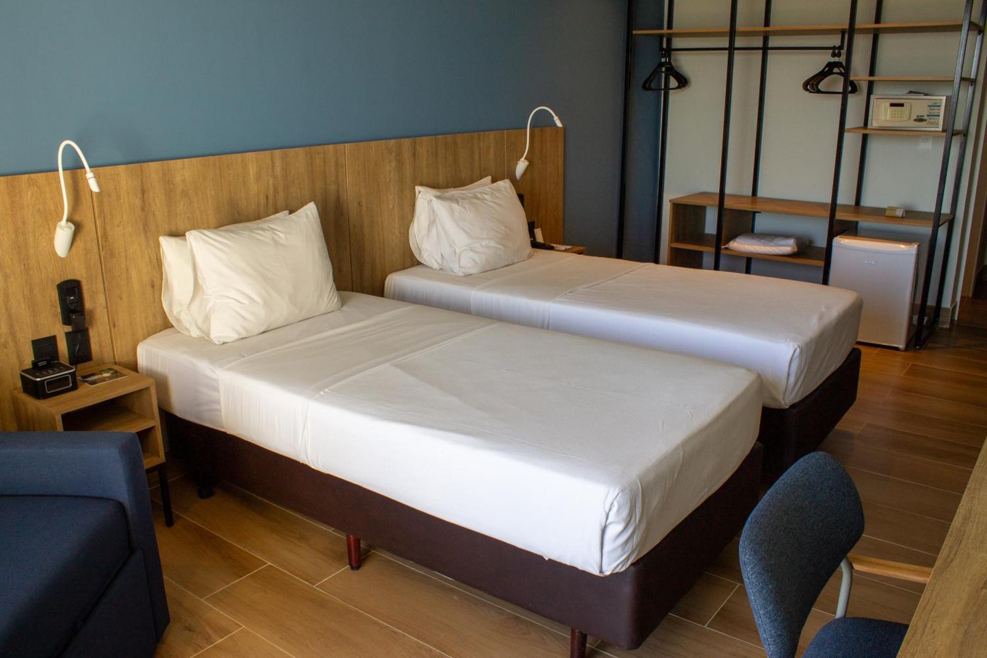 Hotel Senac Ilha Do Boi 비토리아 외부 사진 A room at the hotel